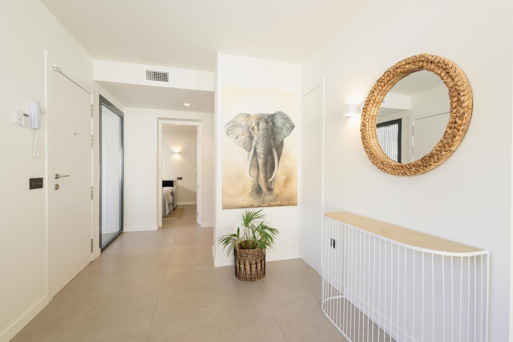 With Minimalist Decor, Pool And Bbq, Two Minutes' Walk From Costabella *